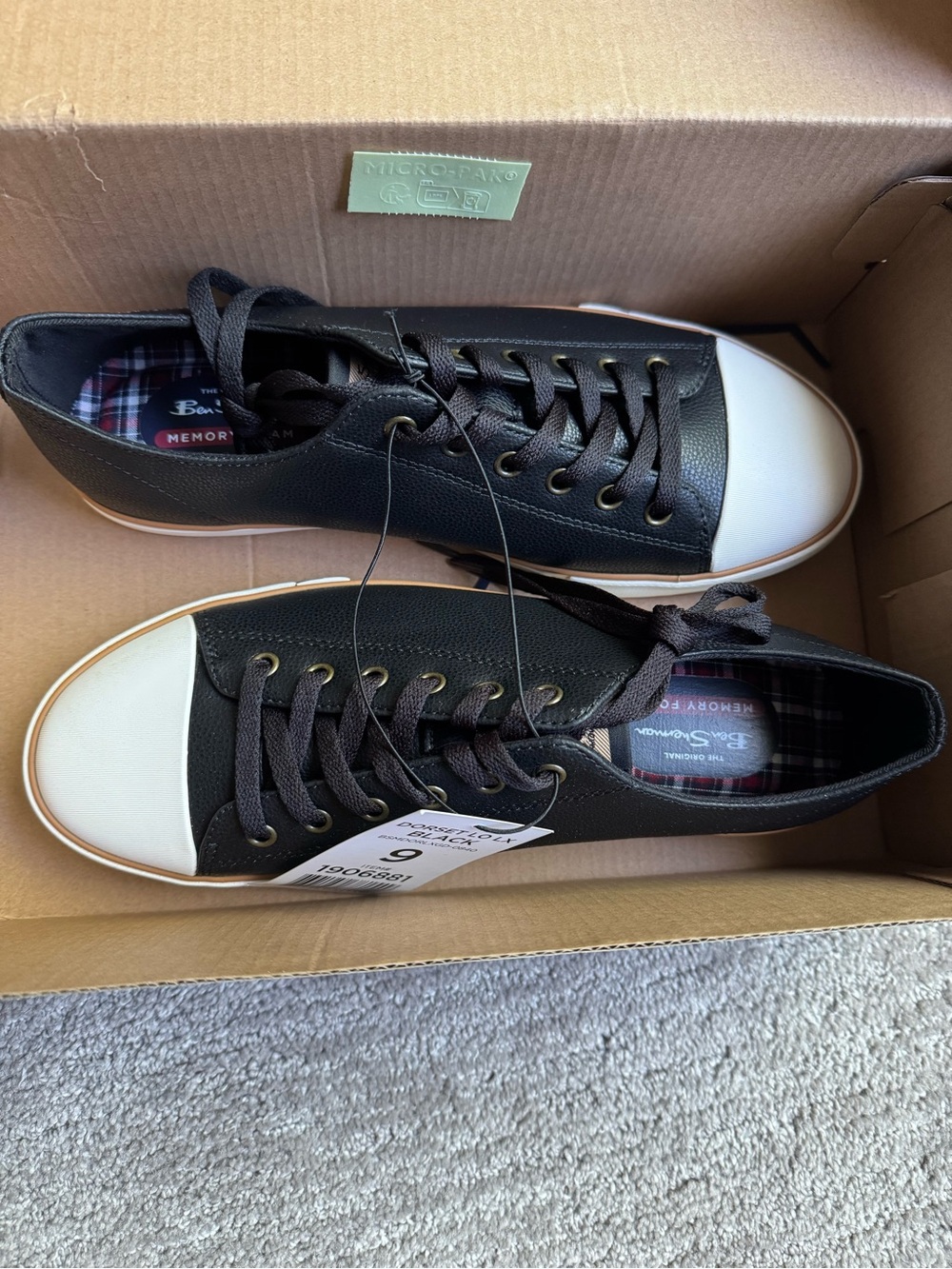 Ben Sherman Black Sneakers with White Toe Cap. Size 9 - Picture 2 of 4